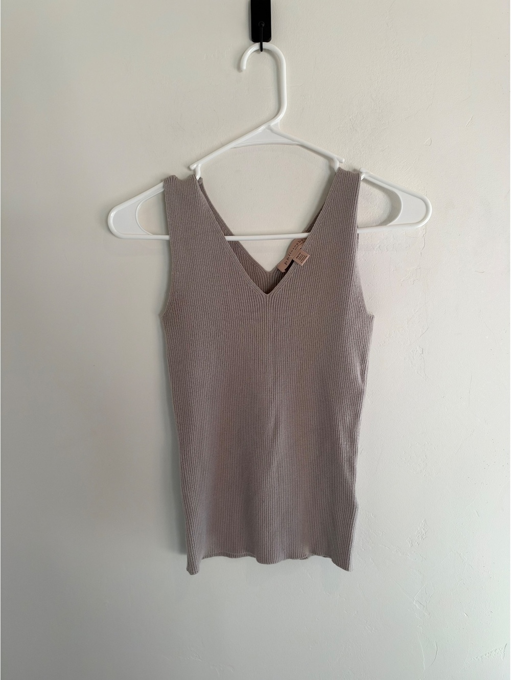 Philosophy Republic Clothing Gray Ribbed V-Neck Tank Top Size XS/S